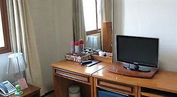 Dong Shin Hotel Busan