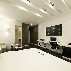 Premium Ava Hotel